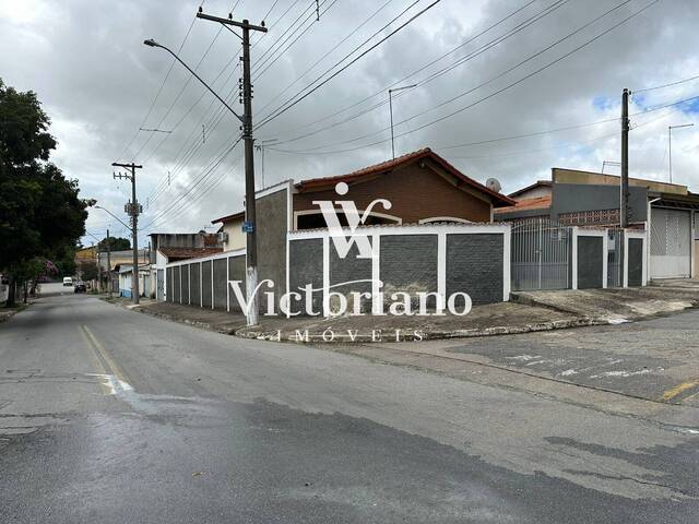 Casa para Venda em São José dos Campos - 4