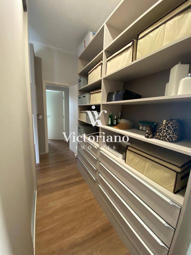 Casa de Condomínio à venda com 4 quartos, 450m² - Foto 18