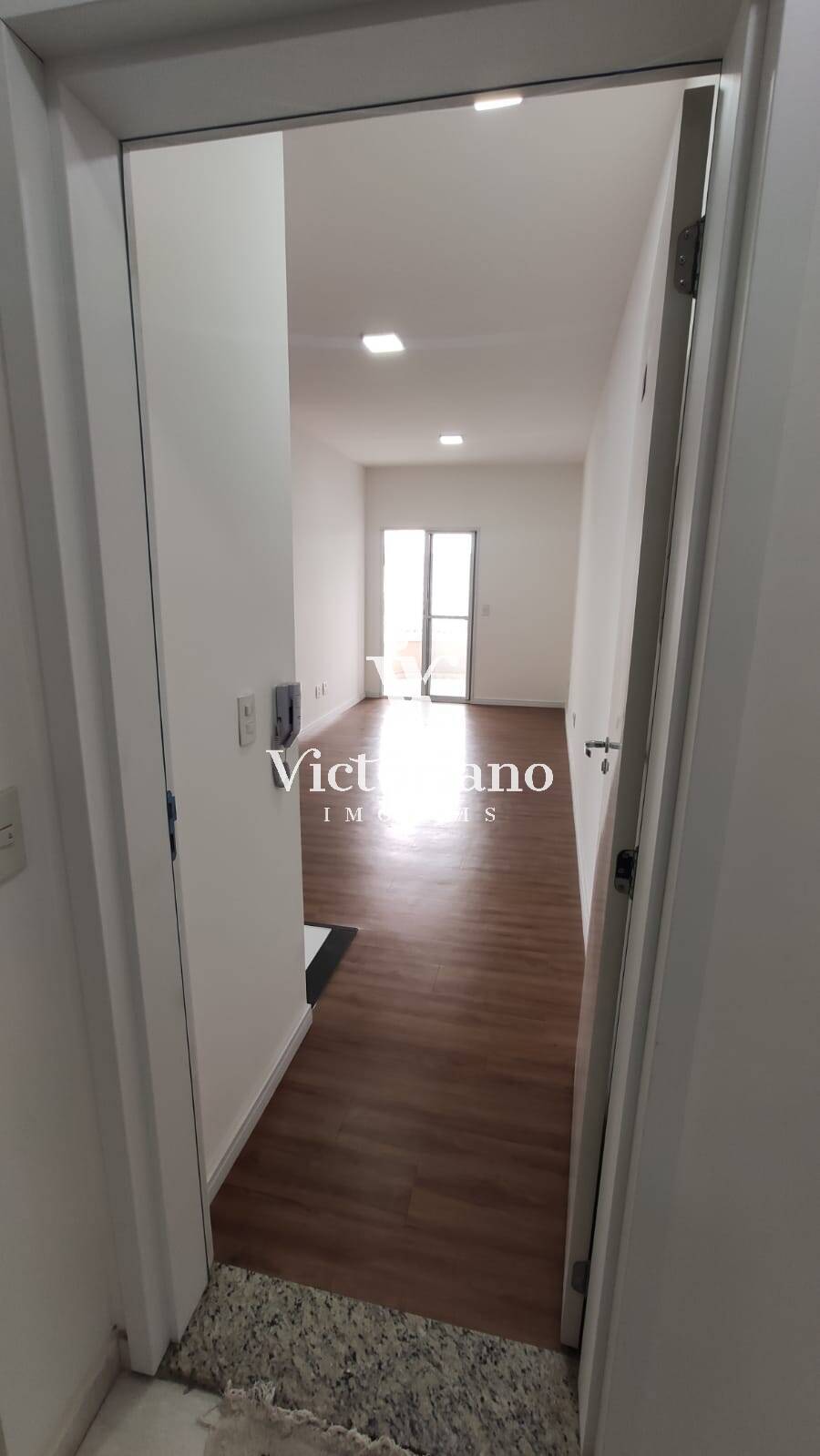 Apartamento à venda com 2 quartos, 64m² - Foto 9