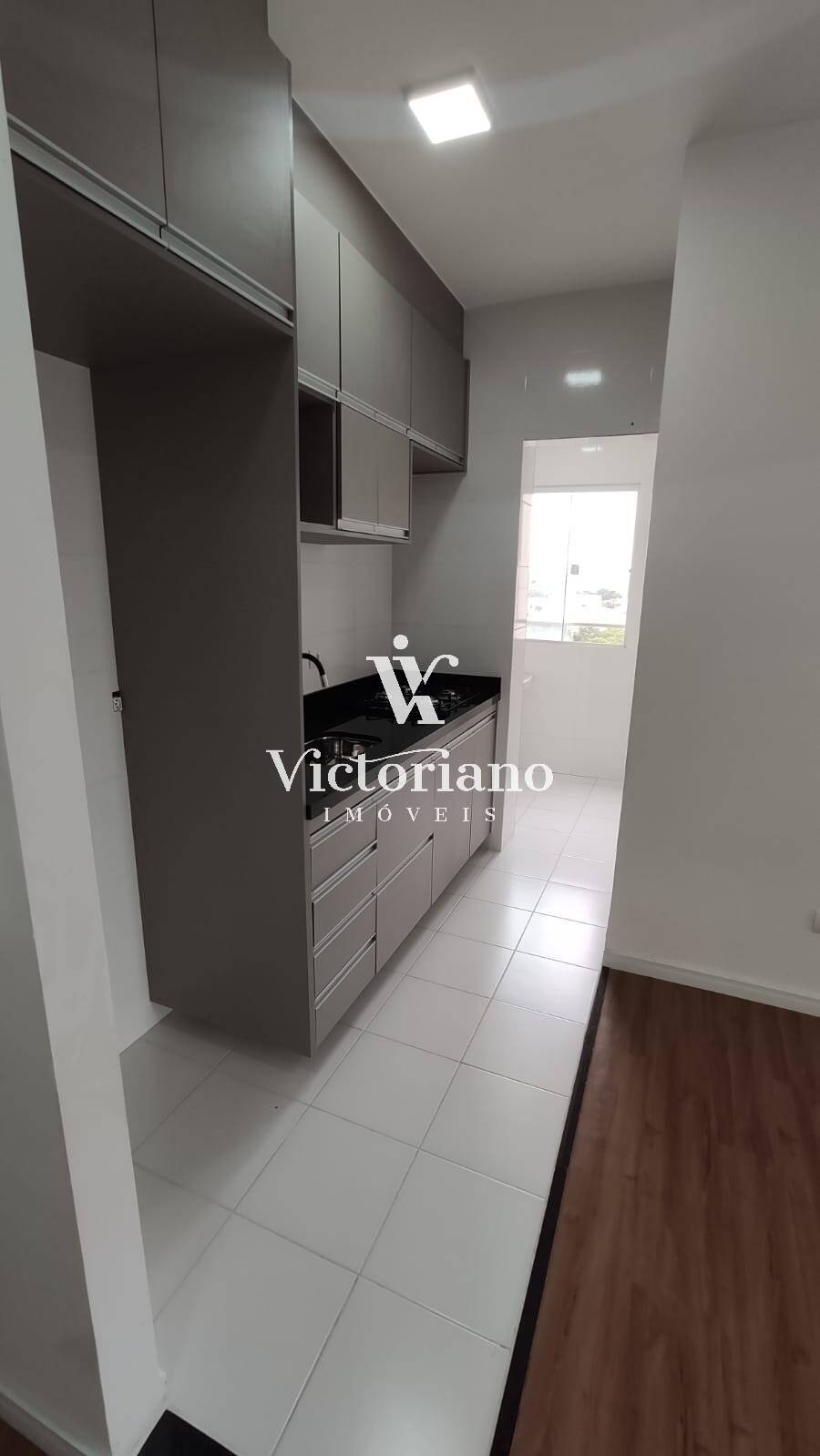 Apartamento à venda com 2 quartos, 64m² - Foto 7