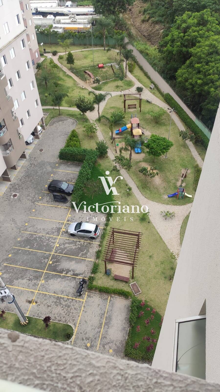 Apartamento à venda com 2 quartos, 64m² - Foto 11