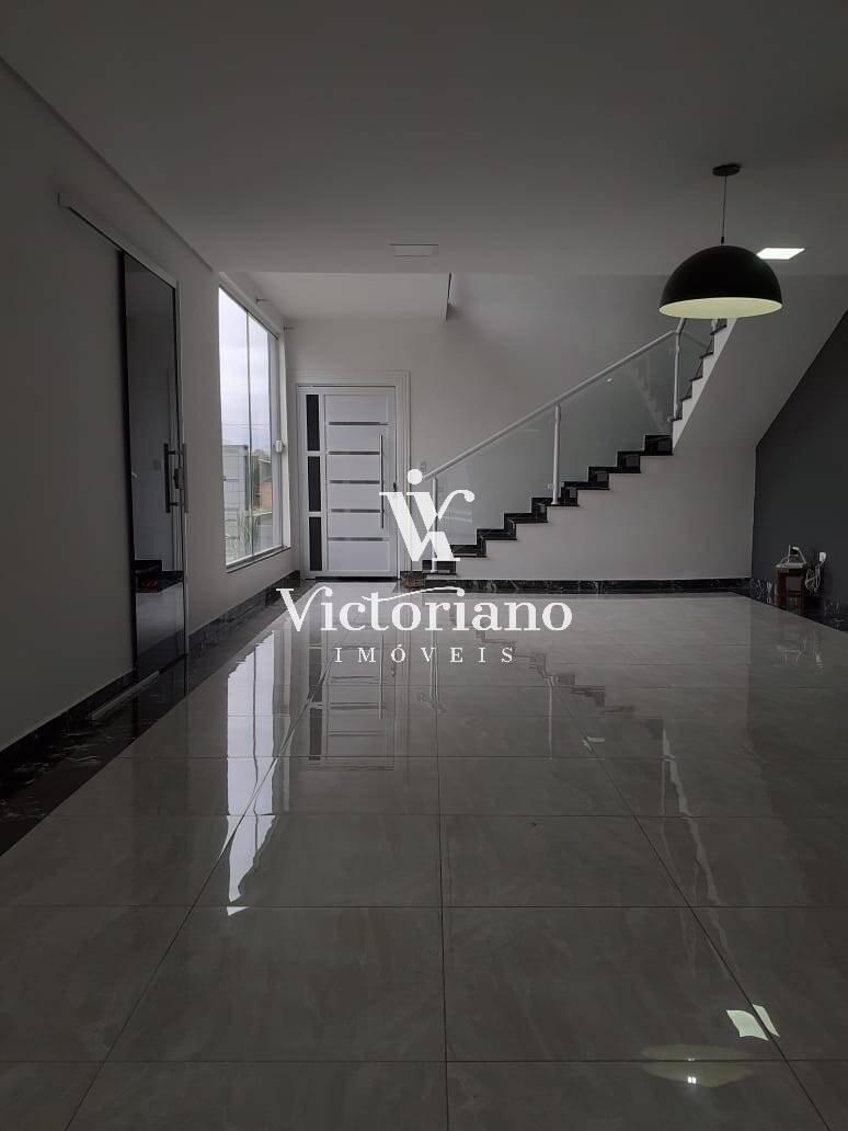 Casa de Condomínio à venda com 4 quartos, 256m² - Foto 4