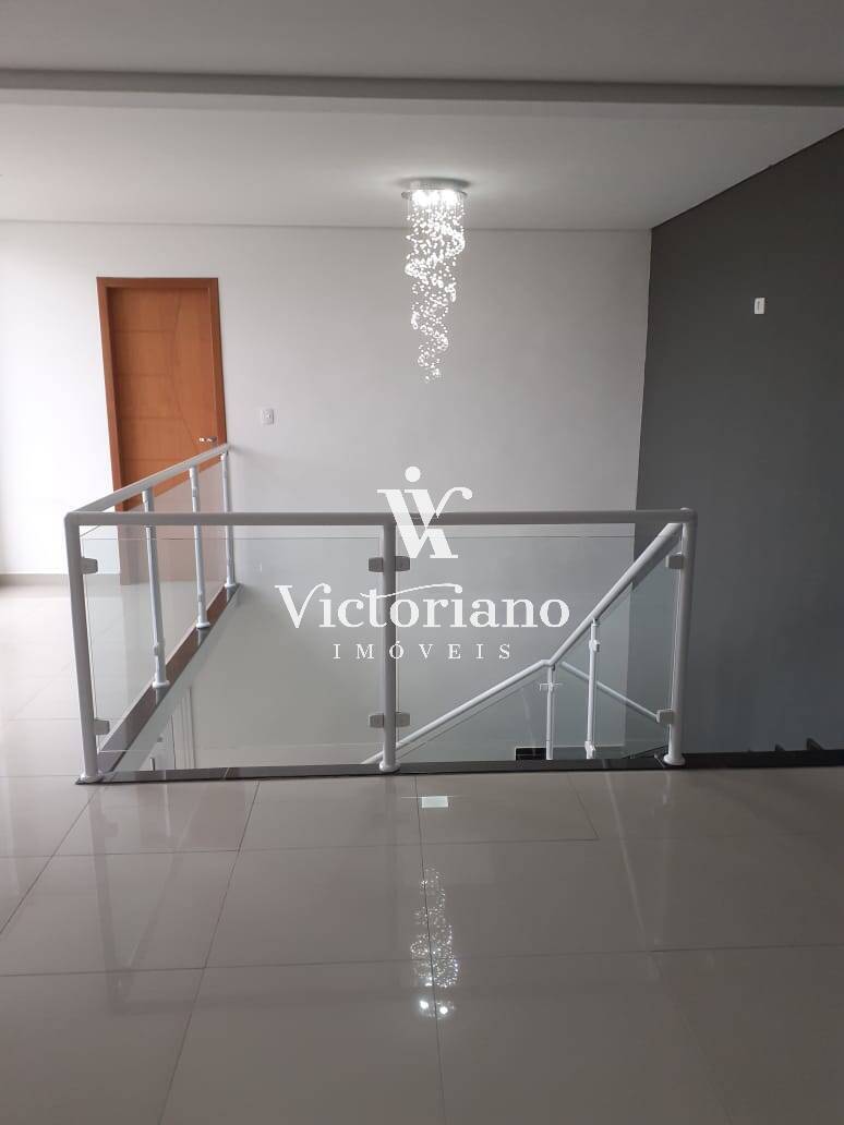 Casa de Condomínio à venda com 4 quartos, 256m² - Foto 8