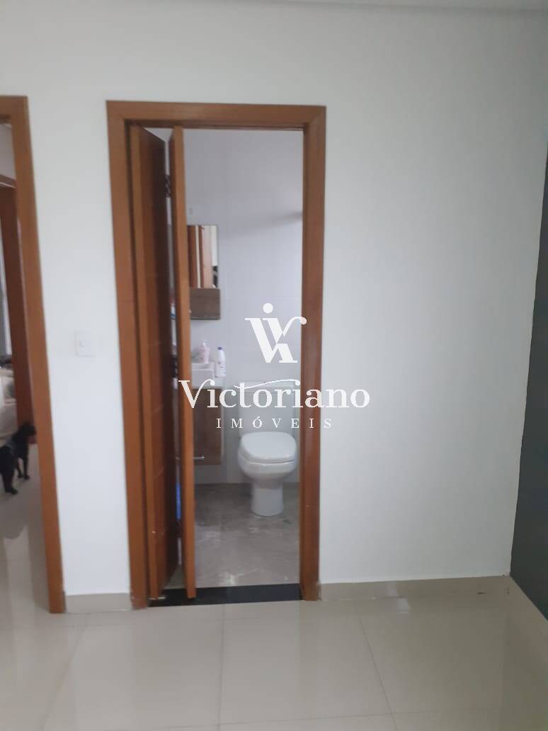 Casa de Condomínio à venda com 4 quartos, 256m² - Foto 13