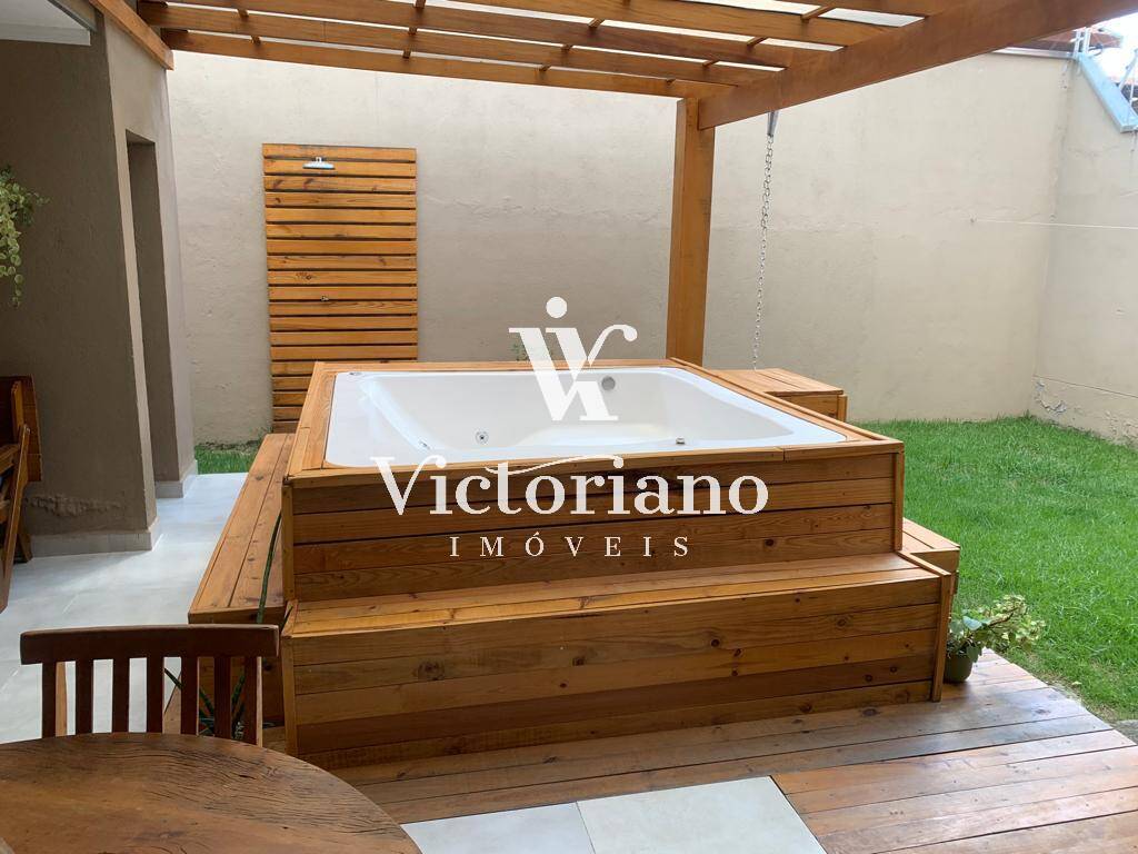 Casa à venda com 3 quartos, 250m² - Foto 18