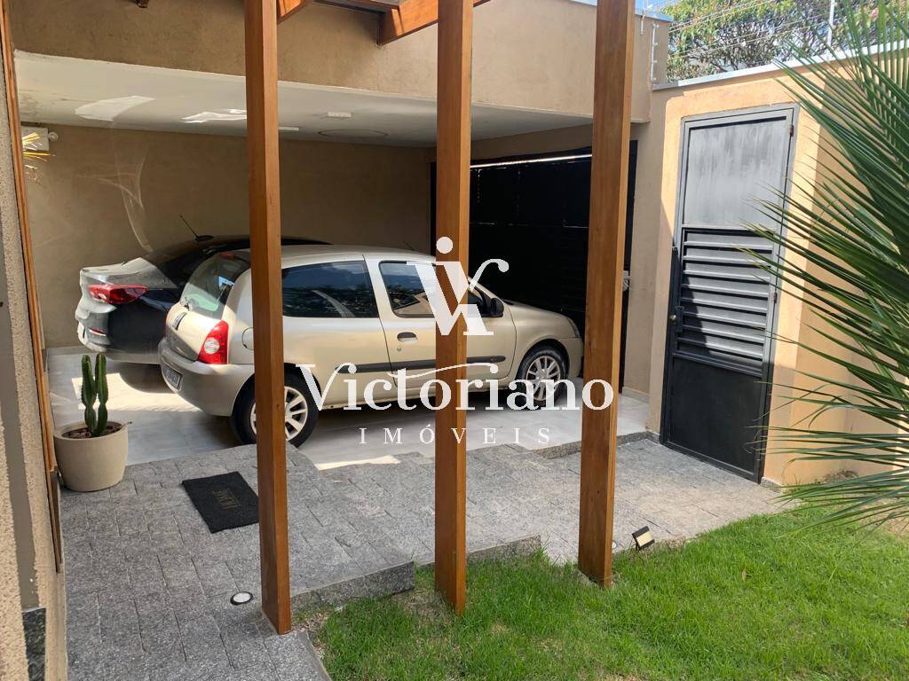 Casa à venda com 3 quartos, 250m² - Foto 23