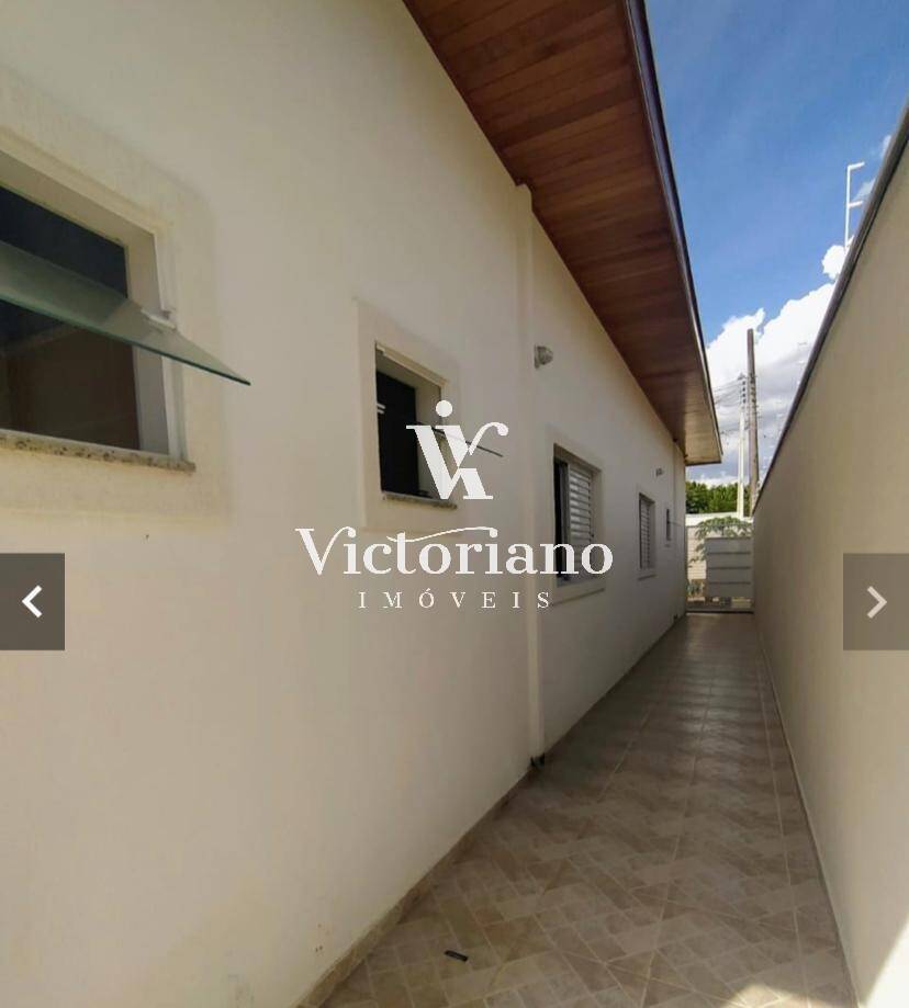 Casa à venda com 3 quartos, 250m² - Foto 9