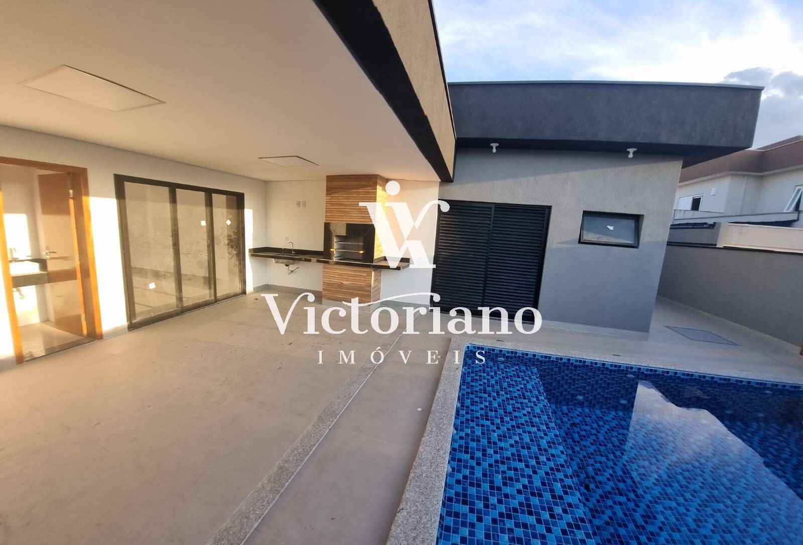 Casa de Condomínio à venda com 4 quartos, 220m² - Foto 34