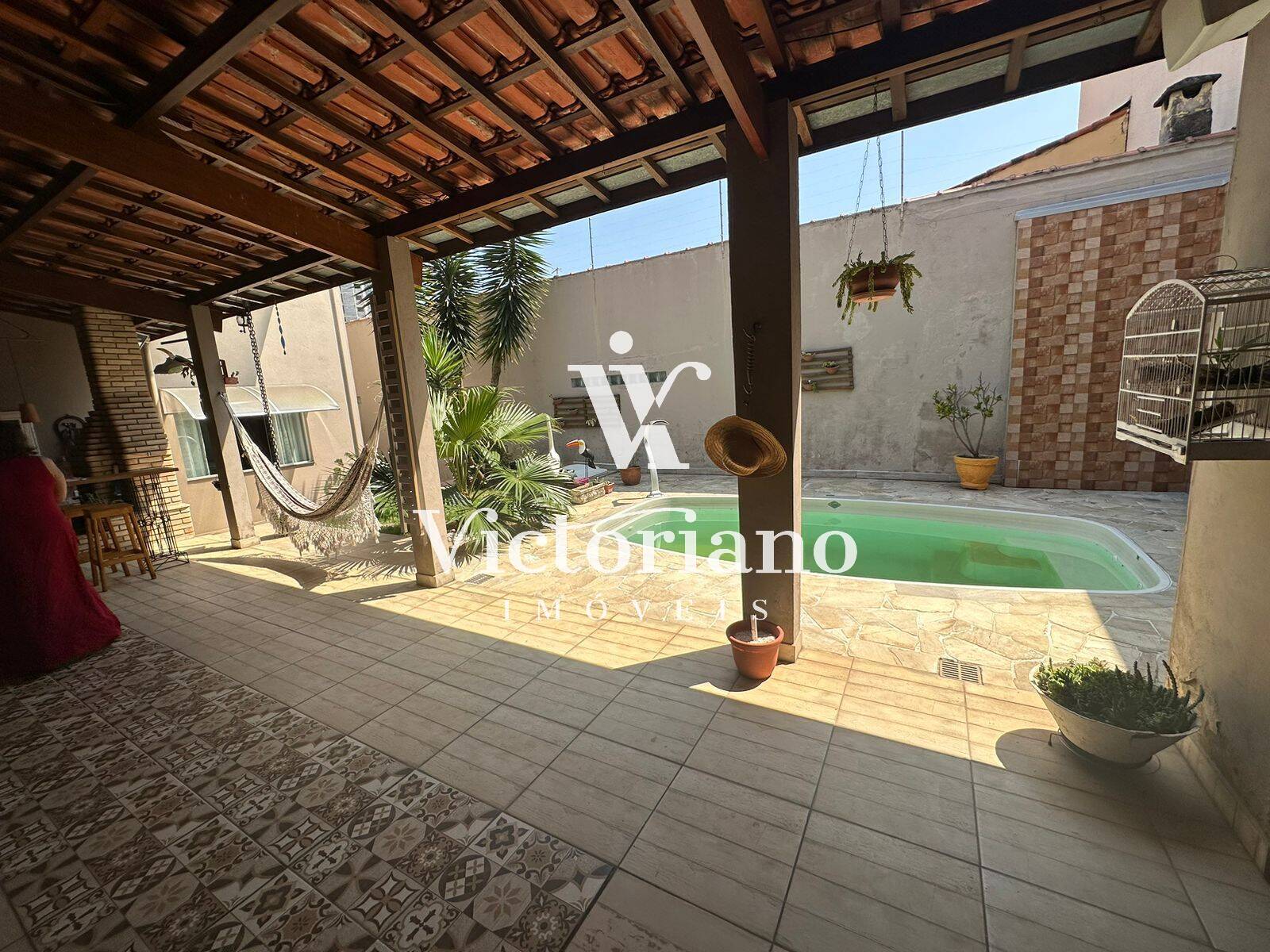 Casa à venda com 4 quartos, 300m² - Foto 19