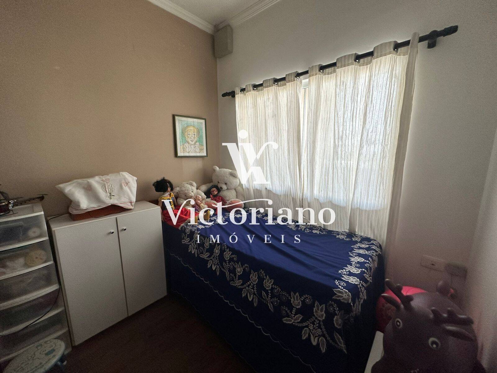 Casa à venda com 4 quartos, 300m² - Foto 37