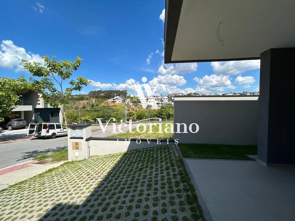 Casa à venda com 3 quartos, 221m² - Foto 6