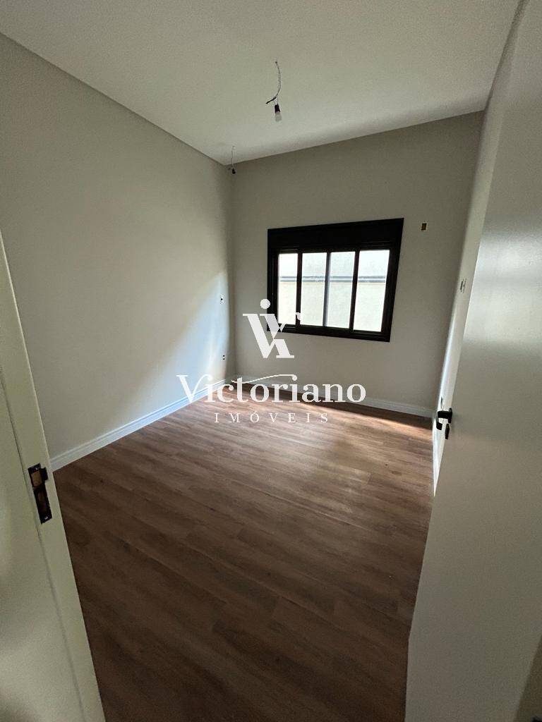 Casa à venda com 3 quartos, 221m² - Foto 25