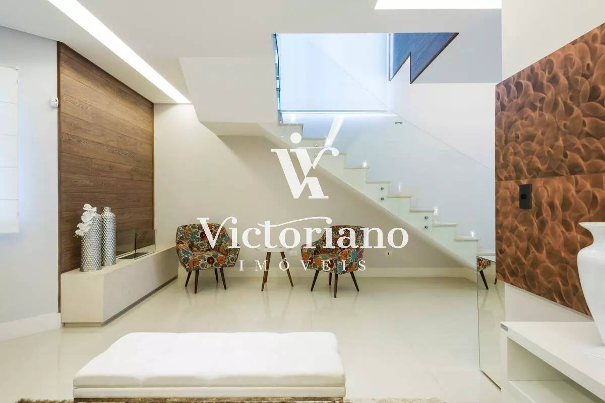 Casa de Condomínio à venda com 3 quartos, 250m² - Foto 3