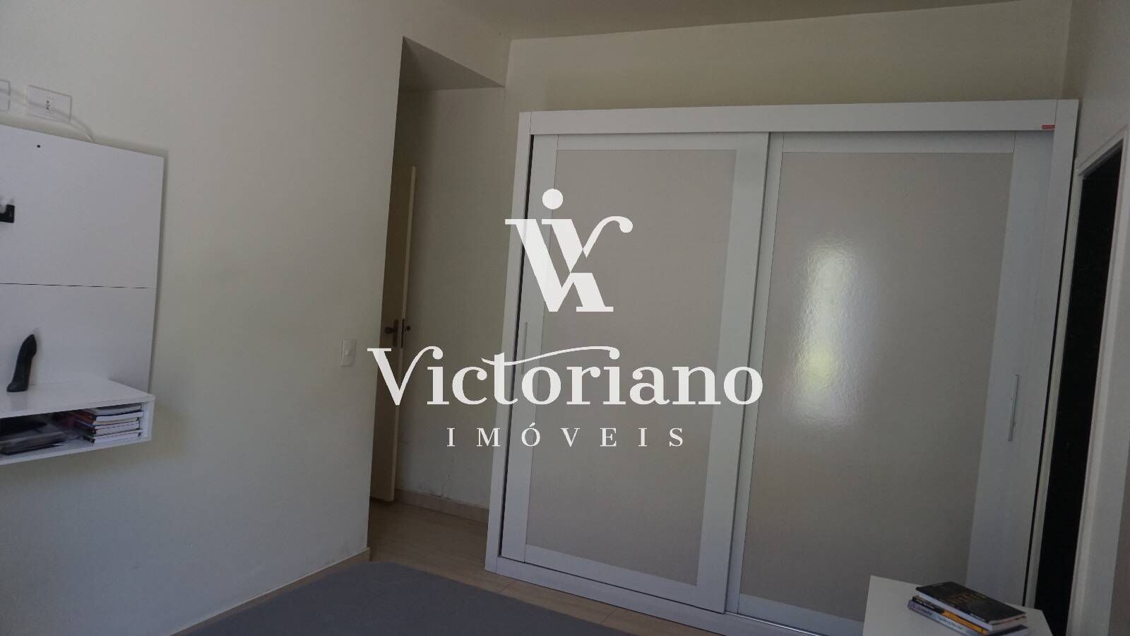 Casa à venda com 4 quartos, 175m² - Foto 14