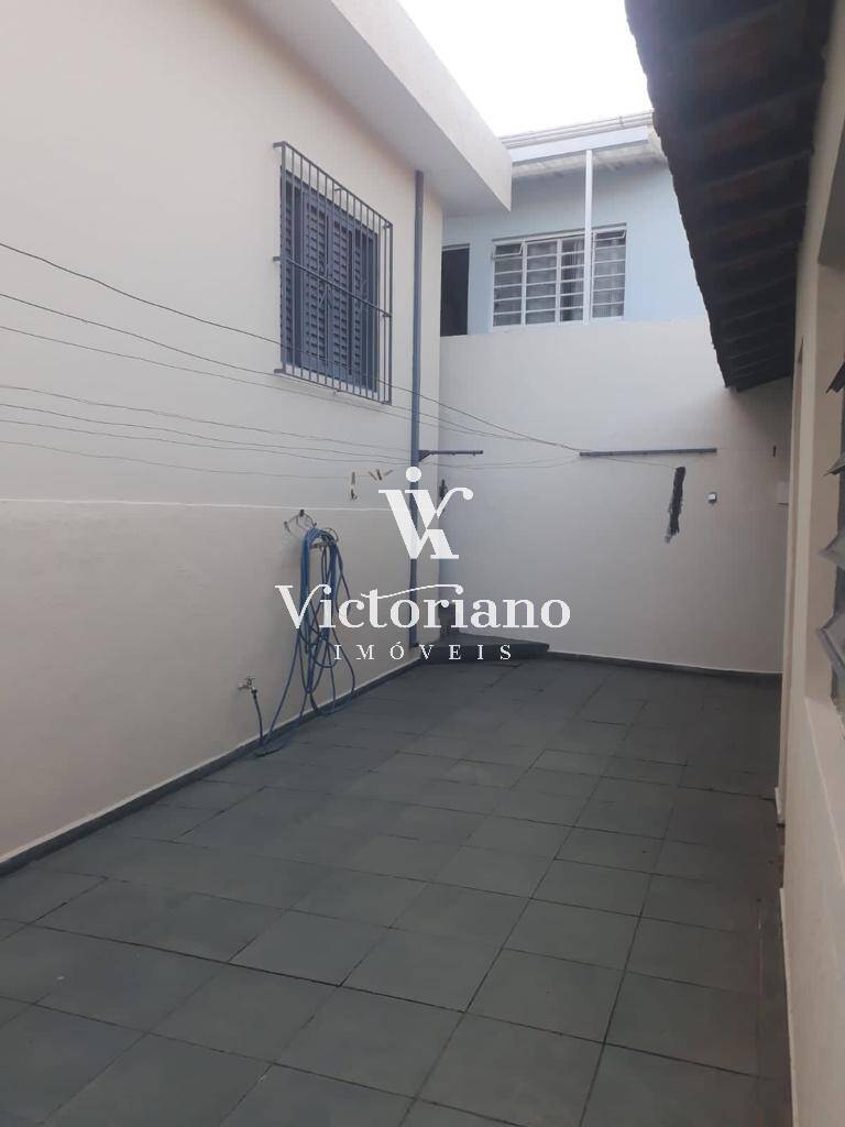 Casa à venda com 3 quartos, 363m² - Foto 18