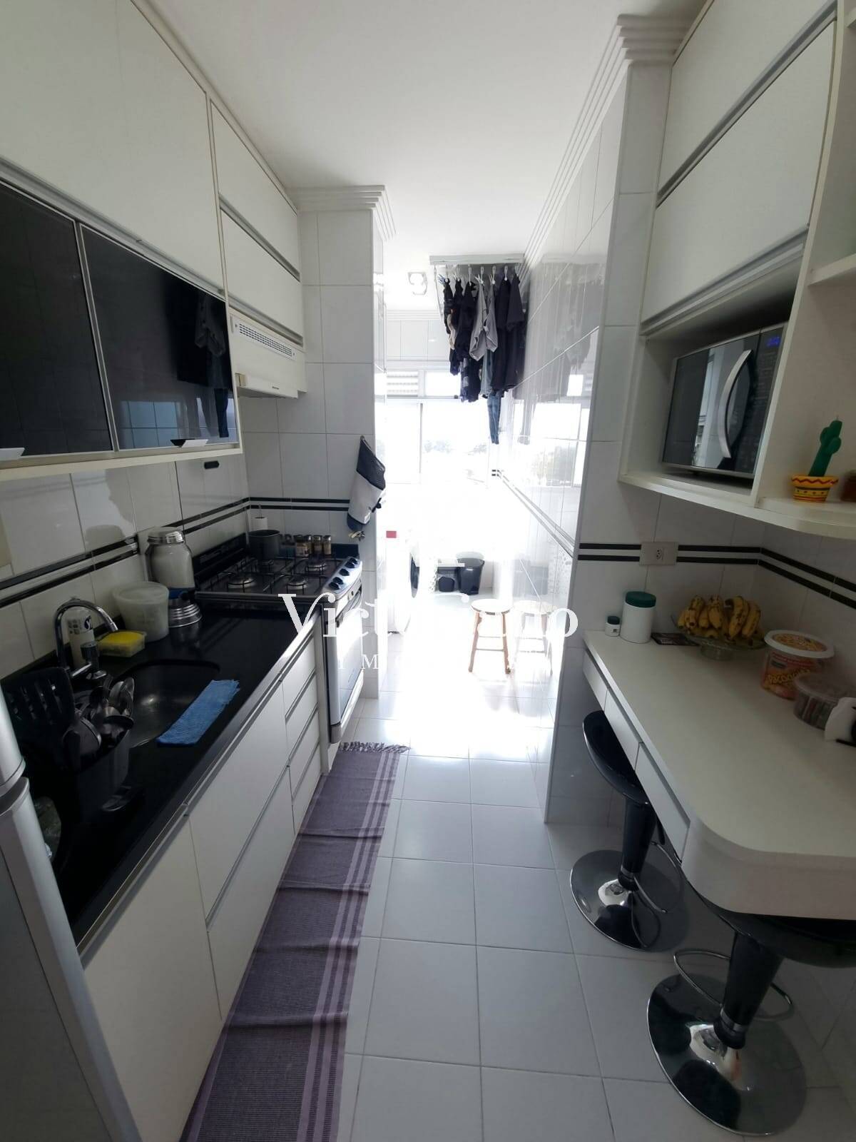 Apartamento à venda com 3 quartos, 77m² - Foto 4