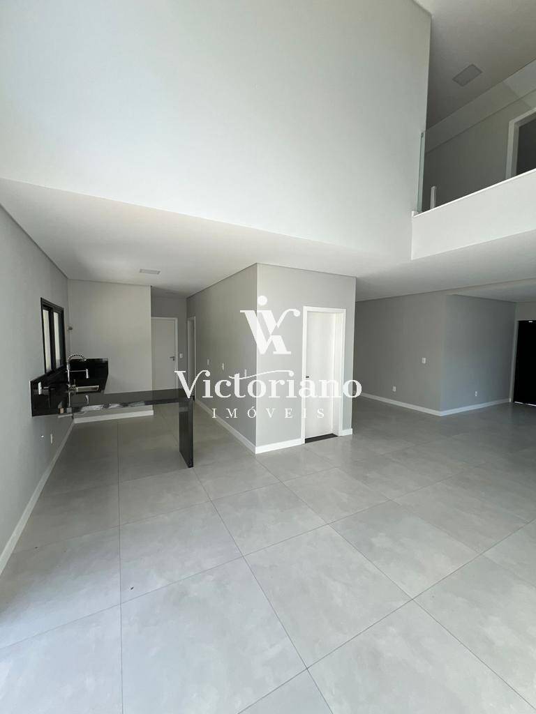 Casa de Condomínio à venda com 3 quartos, 360m² - Foto 5