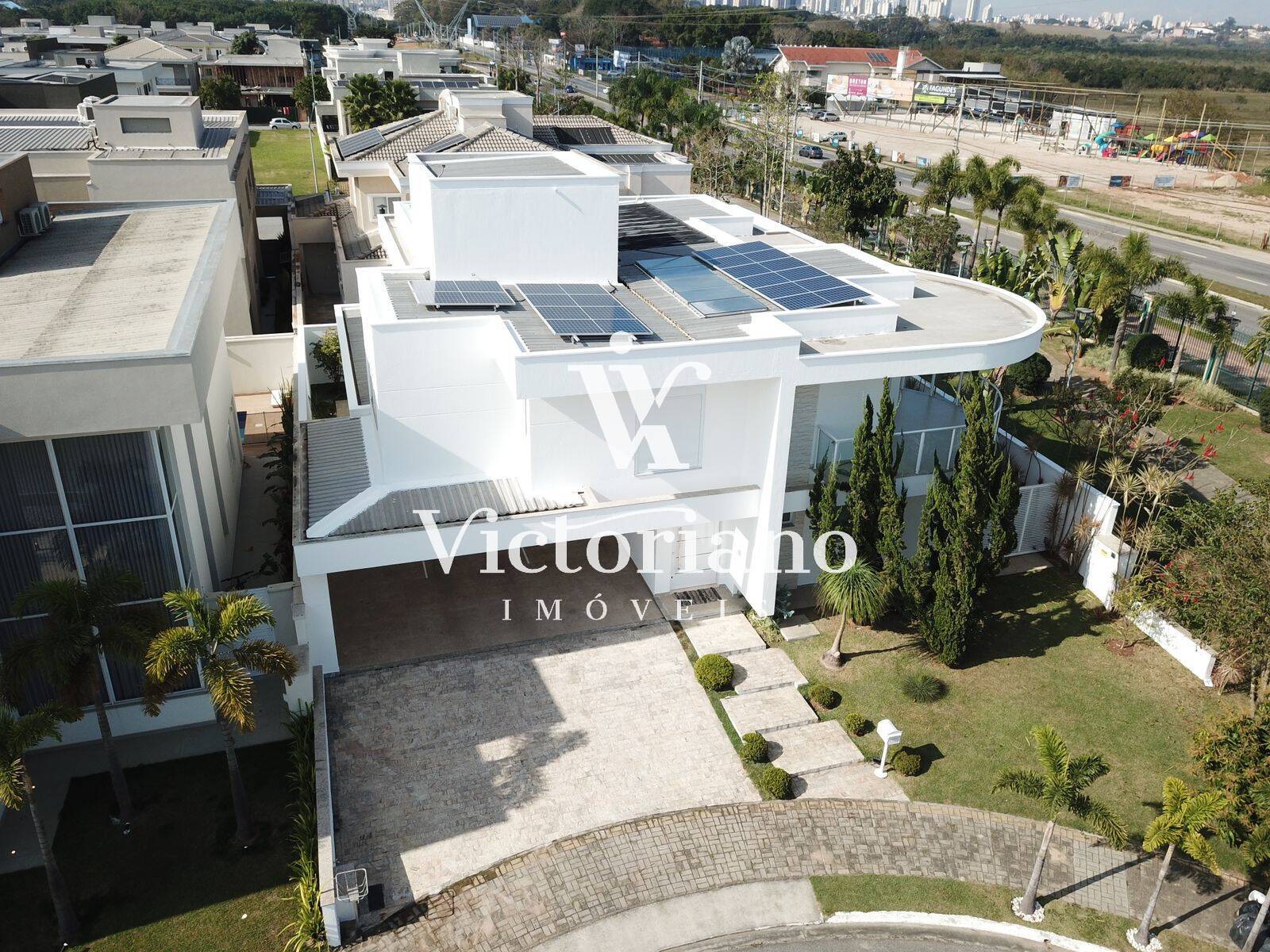 Casa de Condomínio à venda com 4 quartos, 415m² - Foto 4