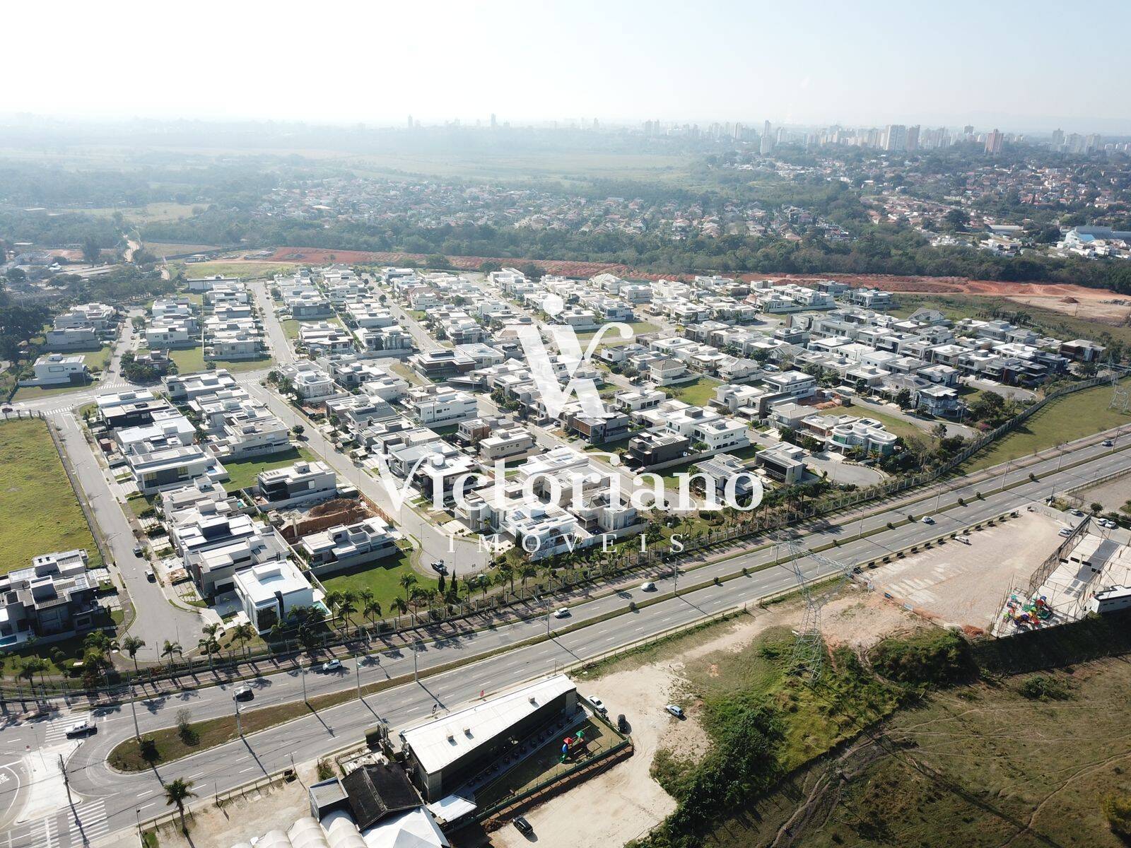 Casa de Condomínio à venda com 4 quartos, 415m² - Foto 51