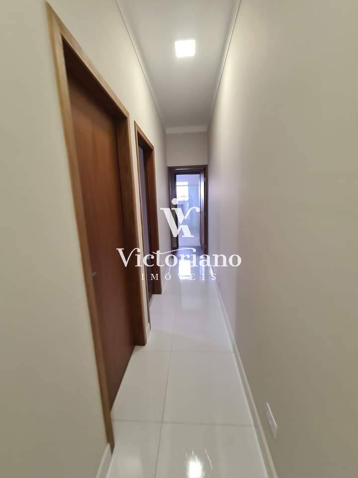 Casa à venda com 3 quartos, 175m² - Foto 14