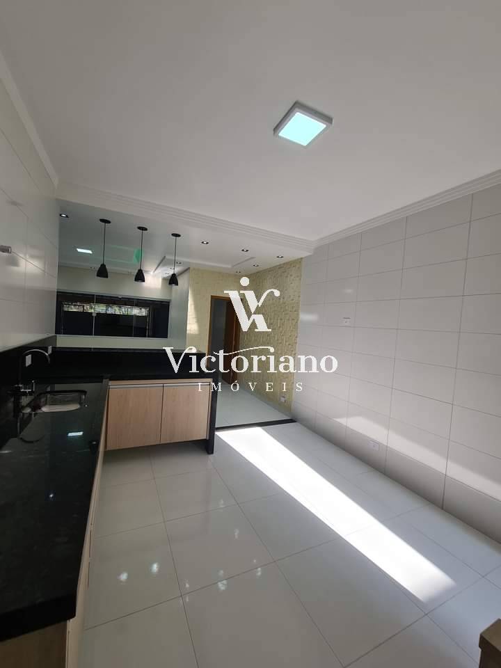 Casa à venda com 3 quartos, 250m² - Foto 16