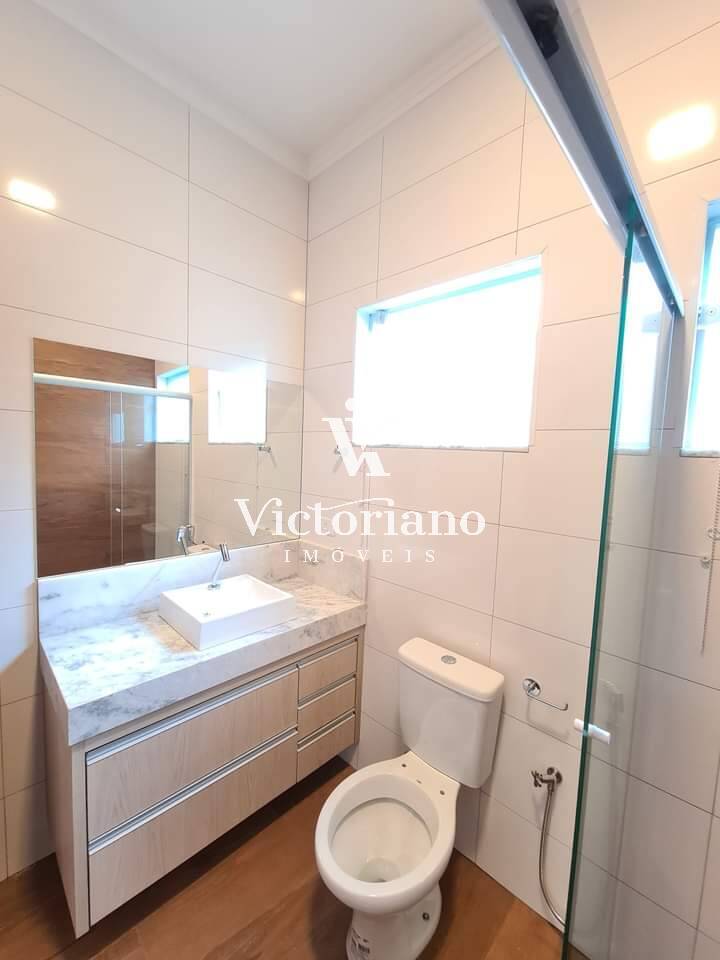 Casa à venda com 3 quartos, 250m² - Foto 24