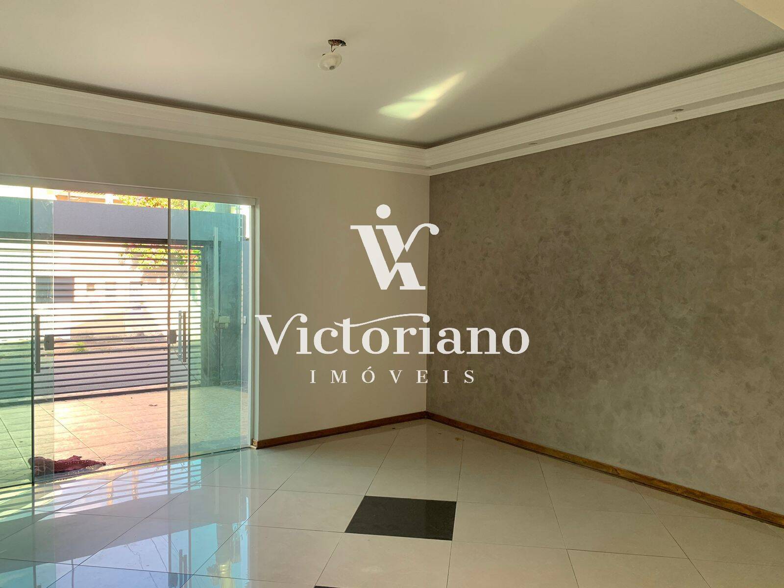 Casa à venda com 4 quartos, 250m² - Foto 4