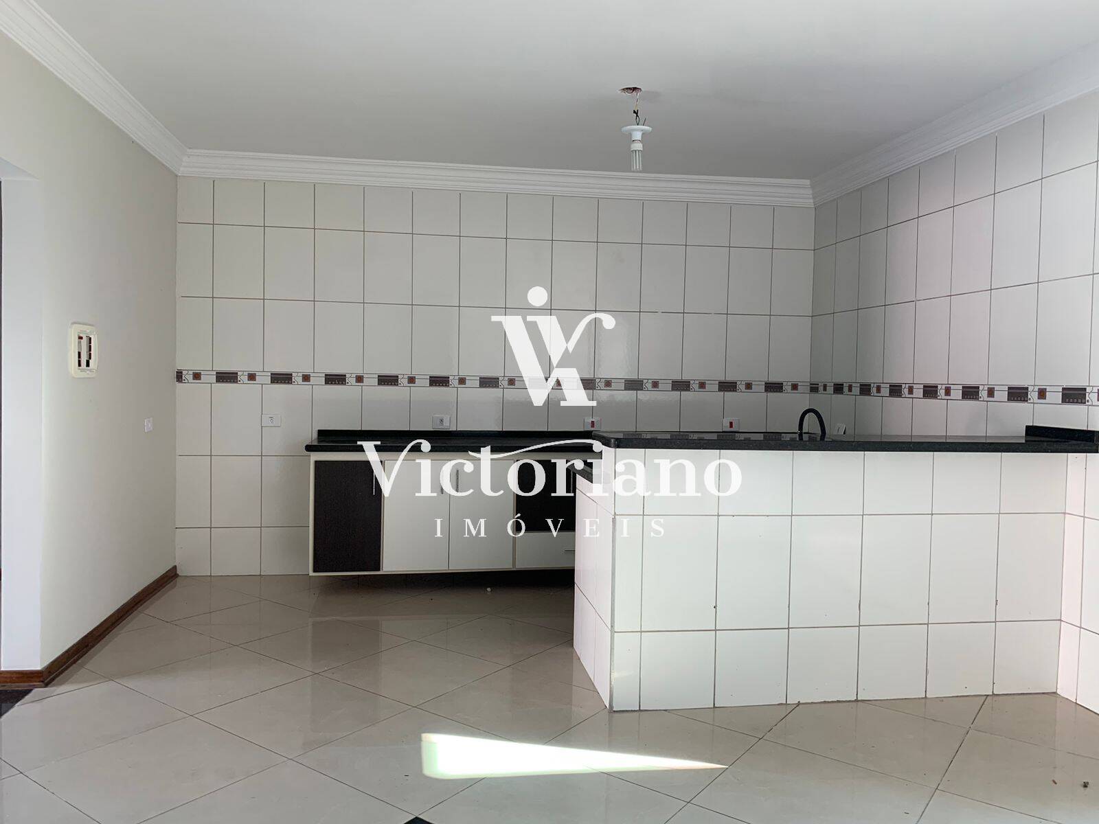 Casa à venda com 4 quartos, 250m² - Foto 7