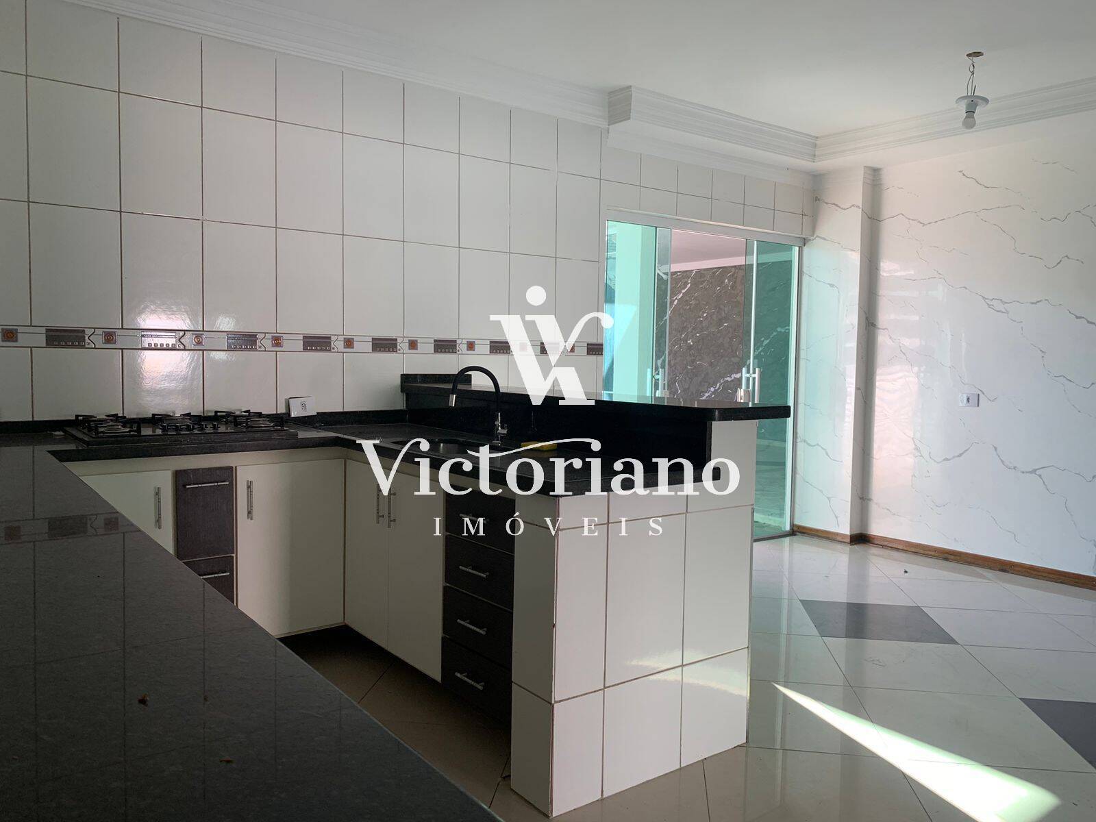 Casa à venda com 4 quartos, 250m² - Foto 8