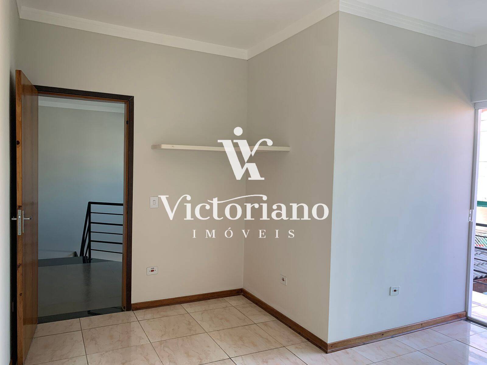 Casa à venda com 4 quartos, 250m² - Foto 16