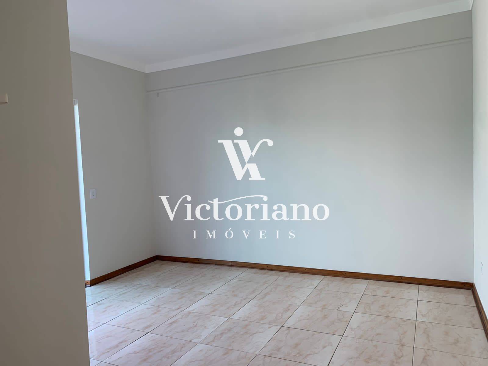 Casa à venda com 4 quartos, 250m² - Foto 18