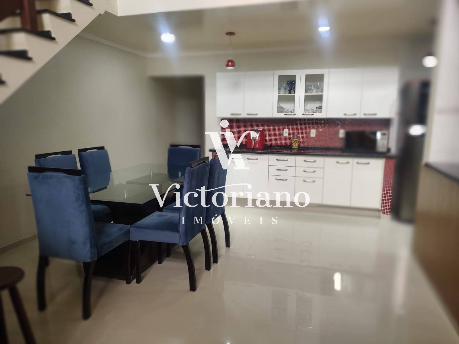 Casa à venda com 3 quartos, 200m² - Foto 7