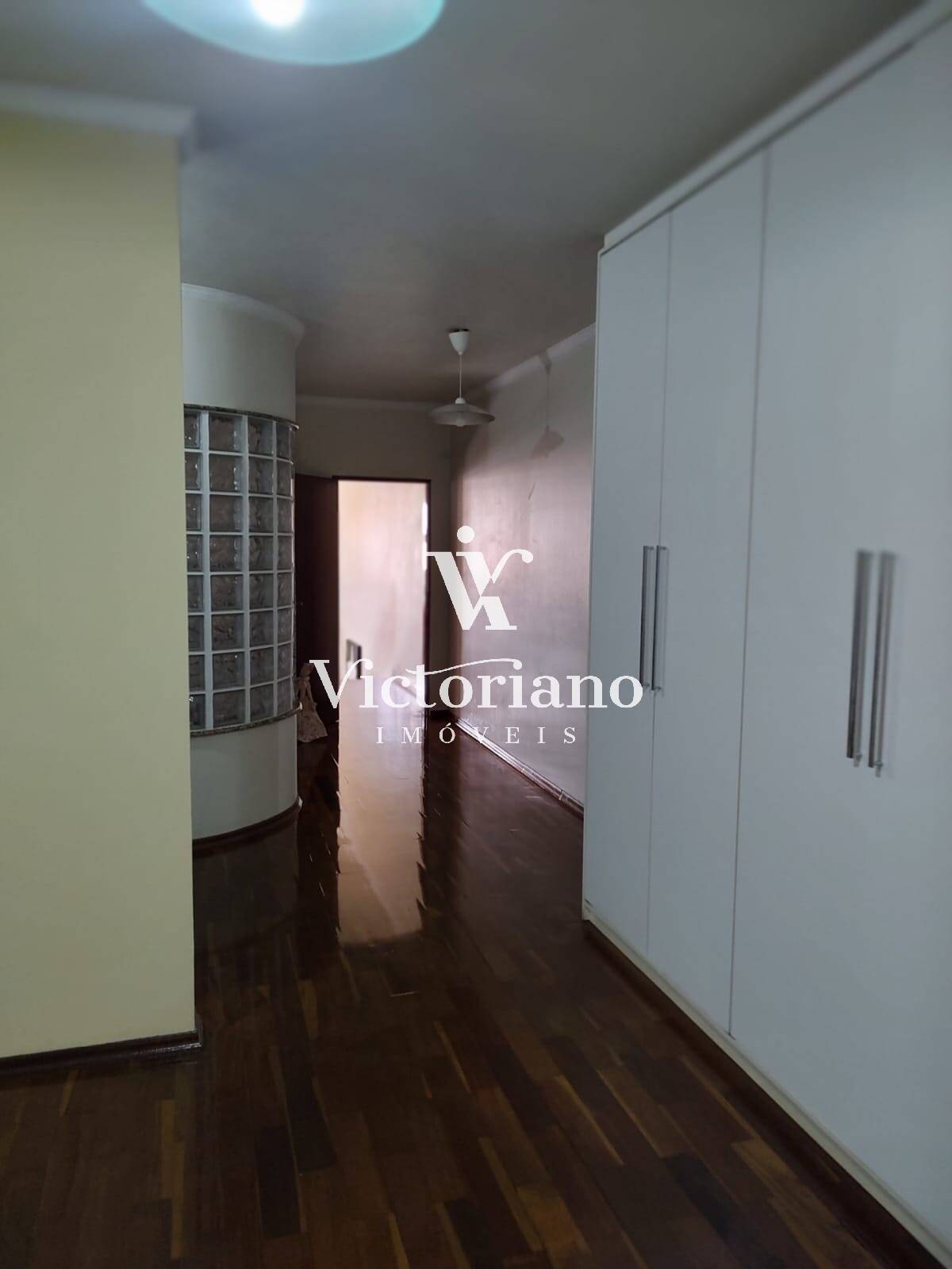 Casa à venda com 3 quartos, 200m² - Foto 28