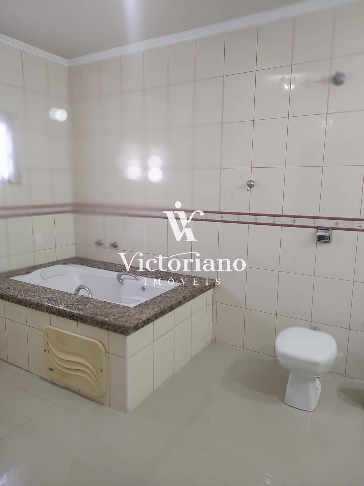 Casa à venda com 3 quartos, 200m² - Foto 35