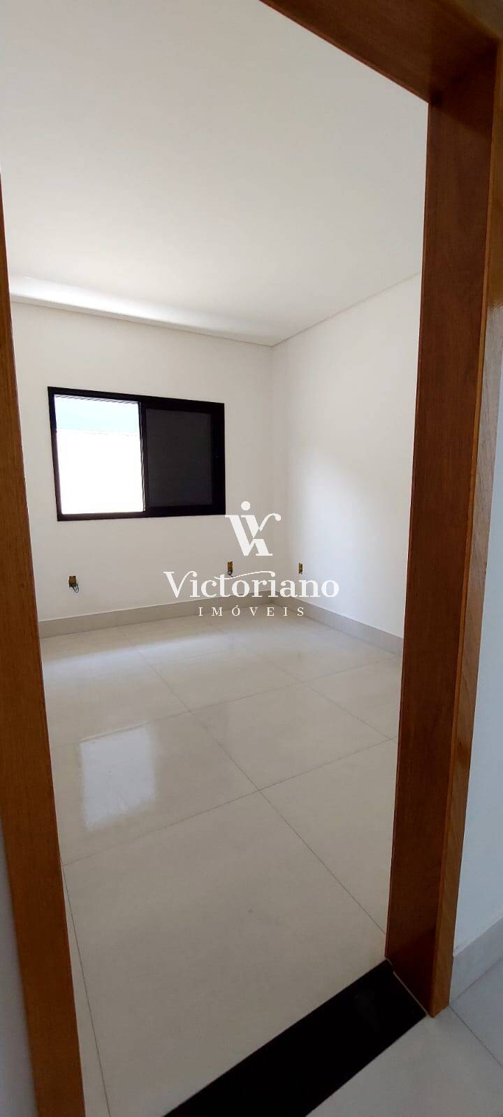 Casa de Condomínio à venda com 3 quartos, 300m² - Foto 5