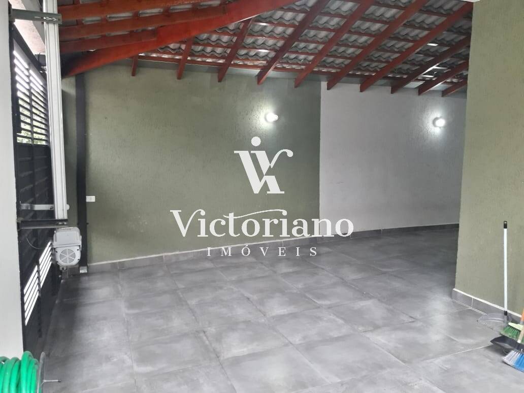 Casa à venda com 2 quartos, 140m² - Foto 3