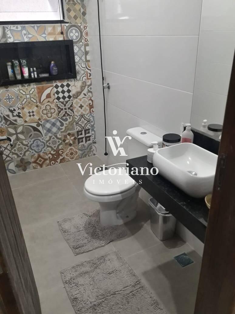 Casa à venda com 2 quartos, 140m² - Foto 12