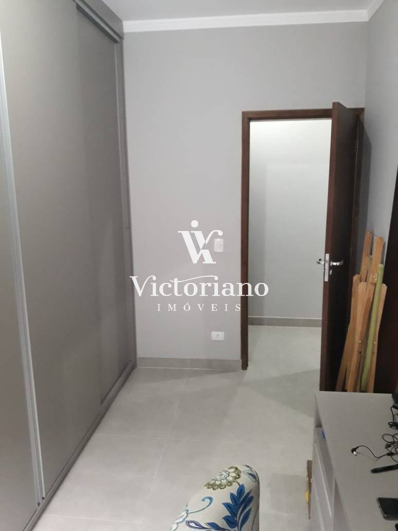 Casa à venda com 2 quartos, 140m² - Foto 16