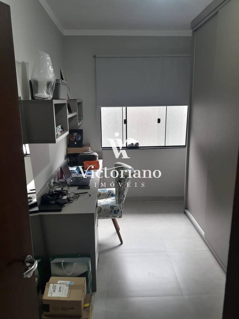 Casa à venda com 2 quartos, 140m² - Foto 14