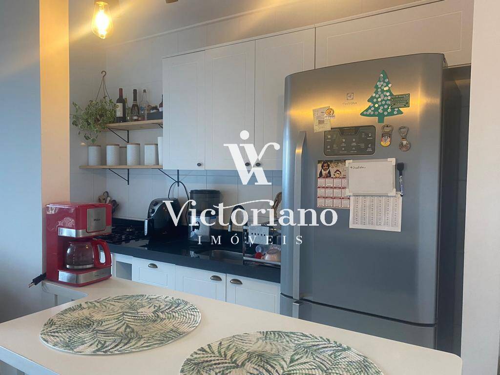 Apartamento à venda com 2 quartos, 62m² - Foto 10