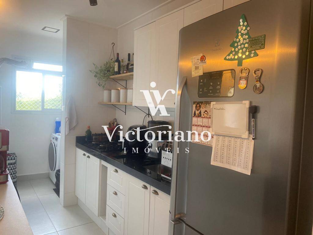 Apartamento à venda com 2 quartos, 62m² - Foto 11