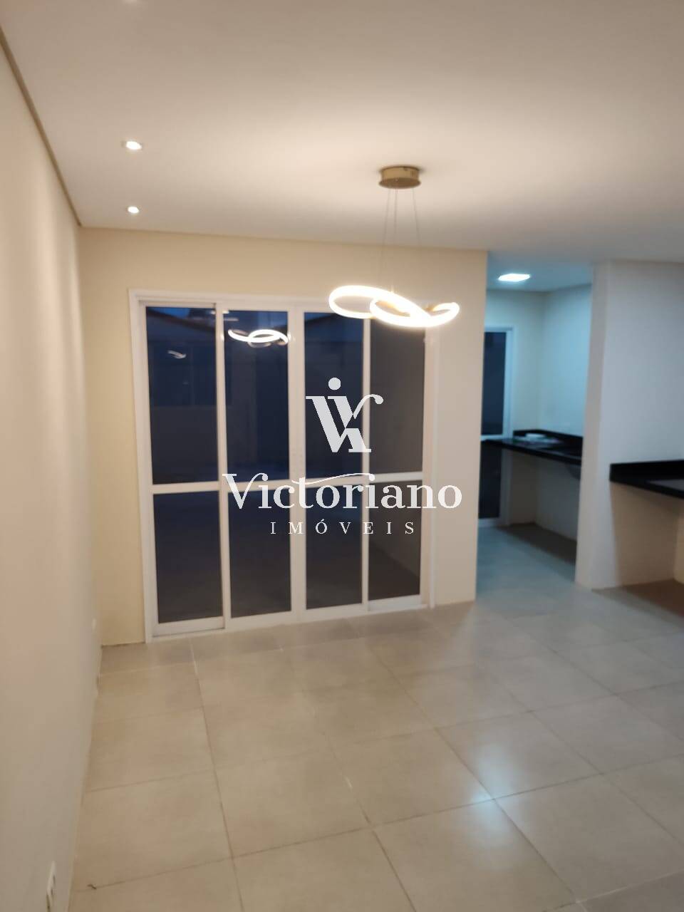 Casa de Condomínio à venda com 3 quartos, 150m² - Foto 3