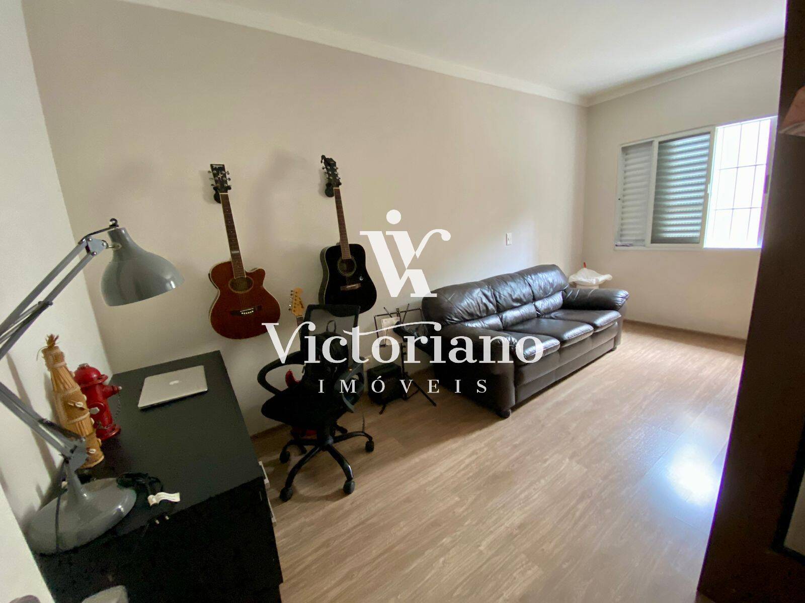 Casa à venda com 3 quartos, 250m² - Foto 13