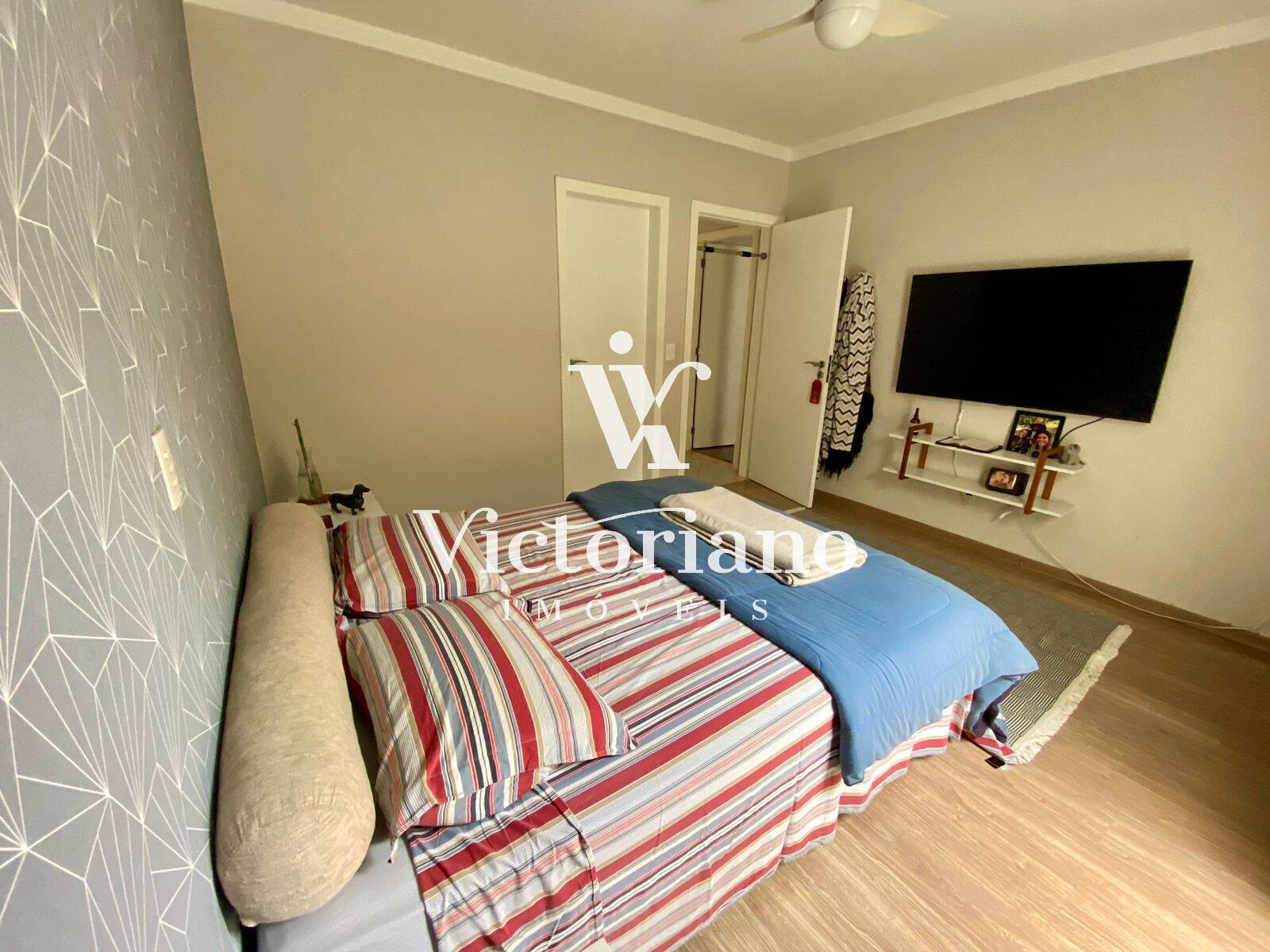 Casa à venda com 3 quartos, 250m² - Foto 17