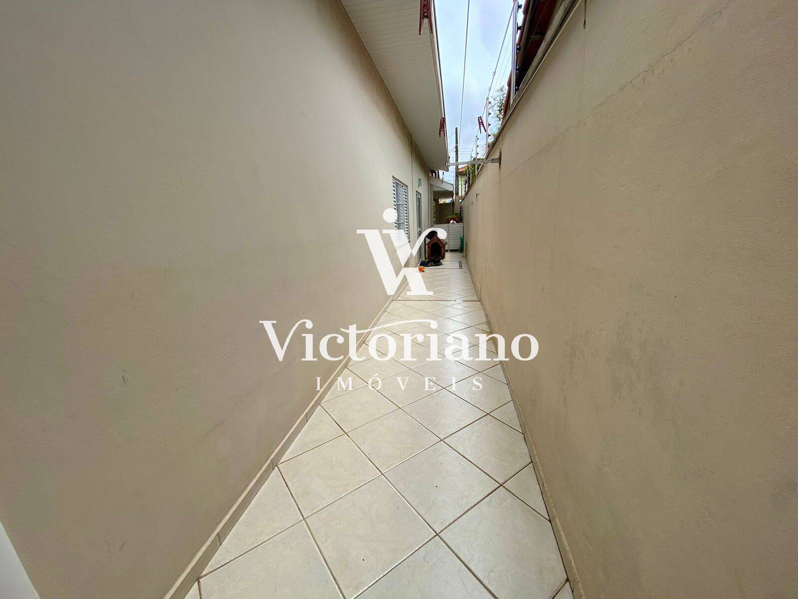 Casa à venda com 3 quartos, 250m² - Foto 23