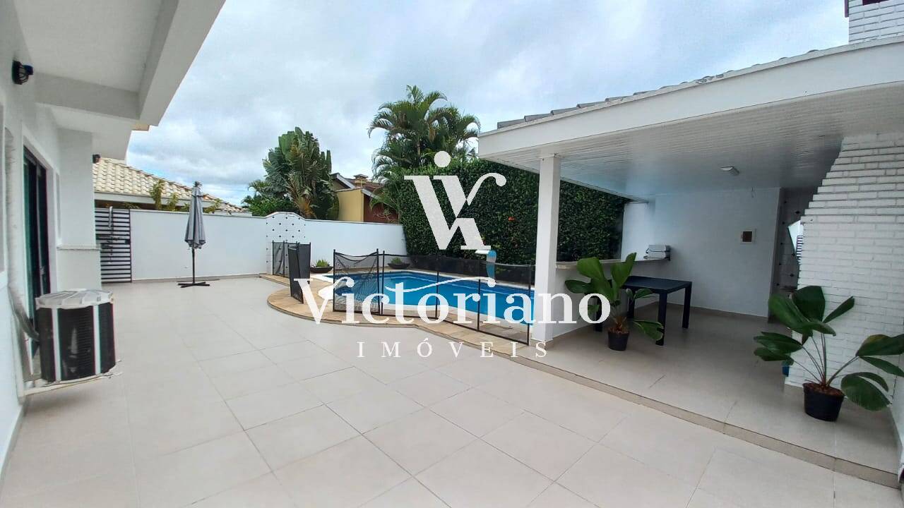 Casa de Condomínio à venda com 5 quartos, 280m² - Foto 33