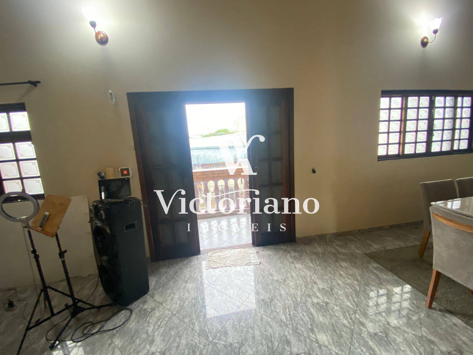 Casa à venda com 4 quartos, 260m² - Foto 7