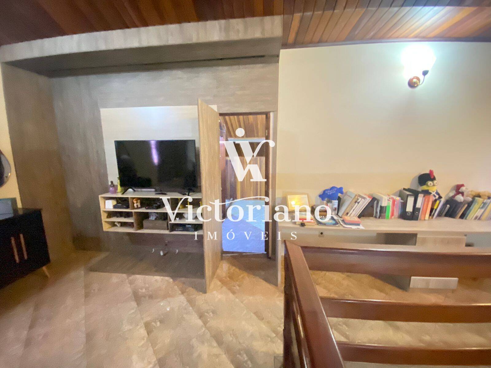 Casa à venda com 4 quartos, 260m² - Foto 17