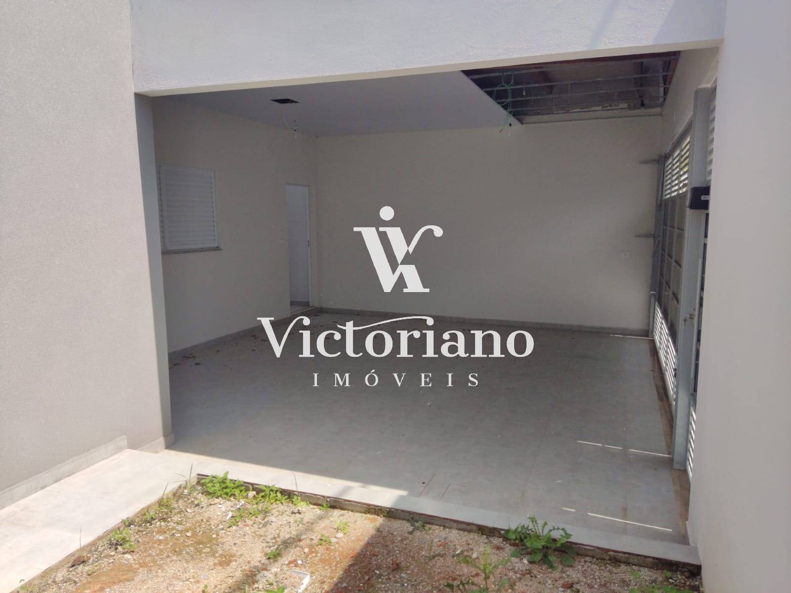 Casa à venda com 3 quartos, 250m² - Foto 4