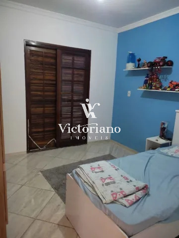 Casa à venda com 4 quartos, 140m² - Foto 9